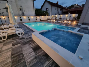 Fenix Apartments